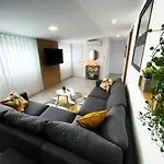 House 9 度假居 *