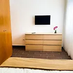 House 9