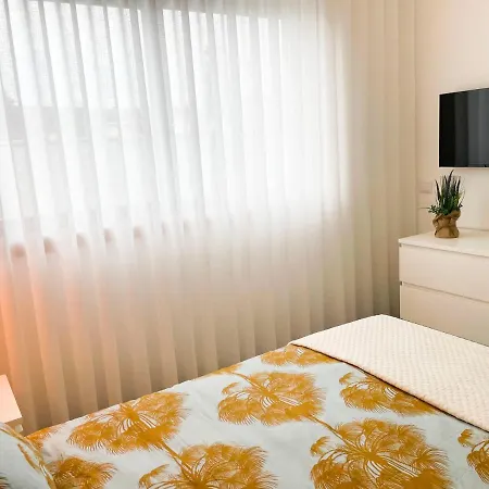 Feriehus House 9 *