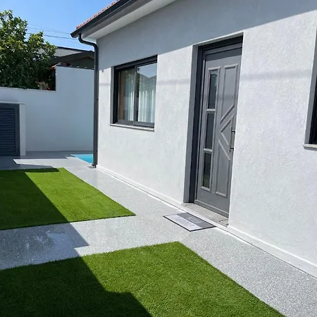 House 9