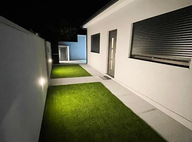 House 9 Prázdninový dům